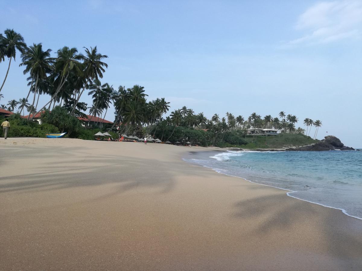 Отель Golden Beach Rest Тангалла Экстерьер фото